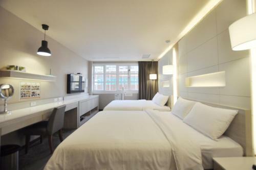 Kindness Hotel - Zhongshan Bade Branch