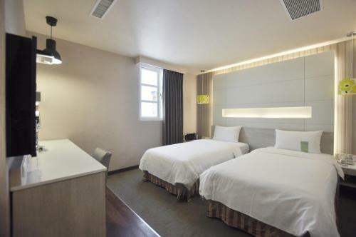 Kindness Hotel - Zhongshan Bade Branch