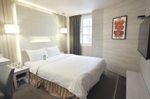 Kindness Hotel - Zhongshan Bade Branch