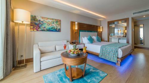 Hotel Ramada Resort Kusadasi & Golf