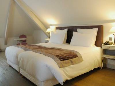 Hotel Cour Du Corbeau