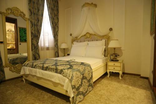 La Perla Boutique Hotel