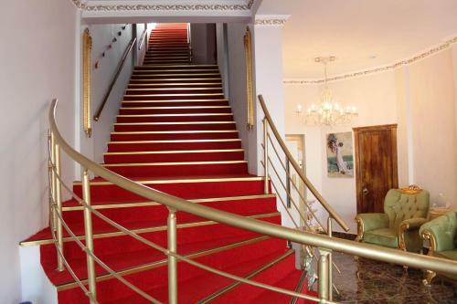 Huri & Nuri Hotel
