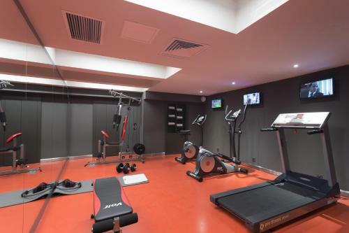 Check Inn Suite Hotel & Spa