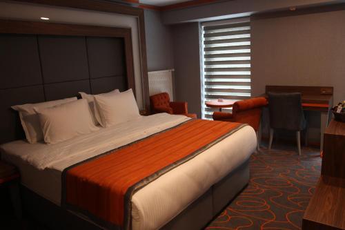 Onyx Business Hotel