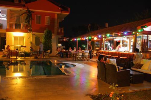 Safak Apart & Hotel