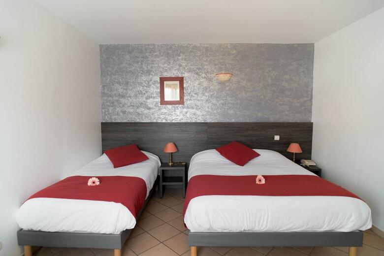 Ariane Hotel