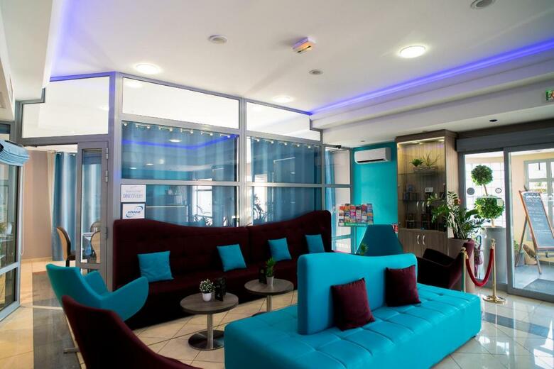 Ariane Hotel