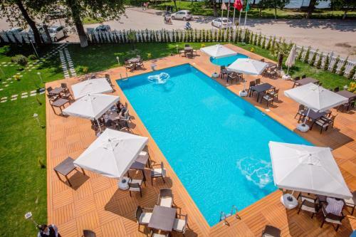 Limnades Hotel ?znik