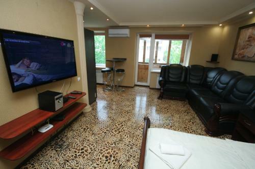 Pechersk Apartment In Kiev Center