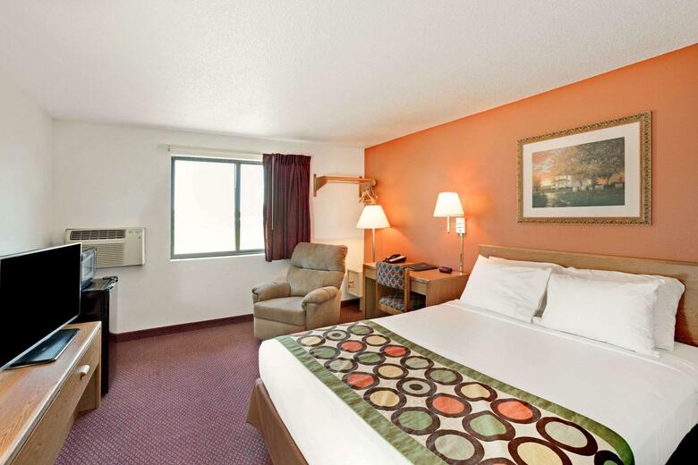 Hotel Super 8 Motel- Aberdeen East