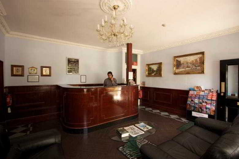 Ventures Hotel