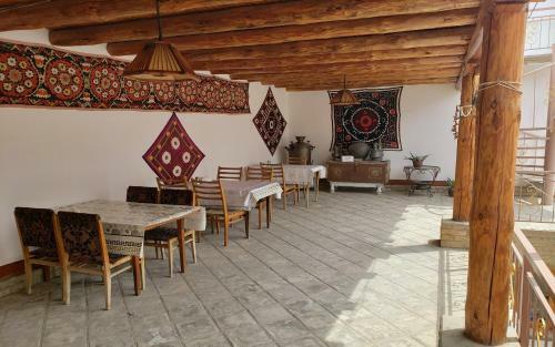 Sarrafon B&B