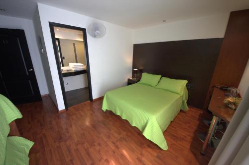 Sur Hotel
