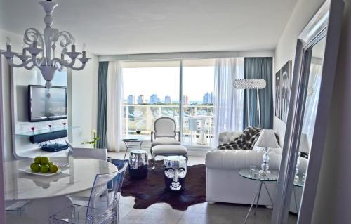 Yoo By Owner - Punta Location Apartments