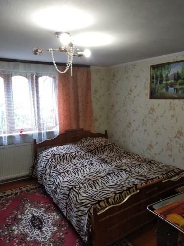 Lodge Guest House Pid Lypamy
