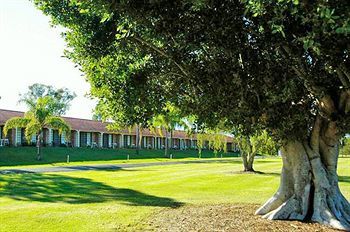 Lakeside Lodge Motel