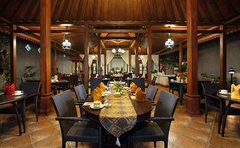 Sakanti Malioboro Hotel