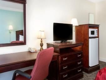 Hotel Ramada Pelham