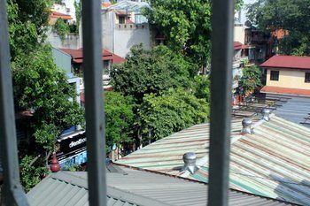 Le Petit Hanoi Hotel