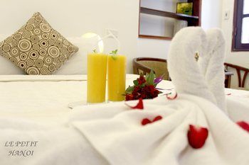 Le Petit Hanoi Hotel