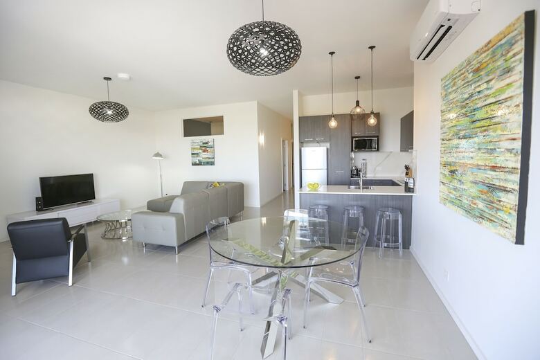 Indulge Apartments Cbd