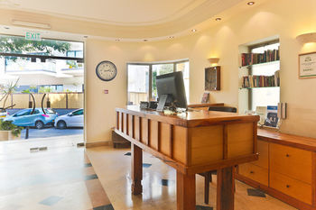 Hotel De La Mer � By Zvieli Hotels