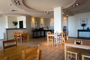 Hotel De La Mer � By Zvieli Hotels