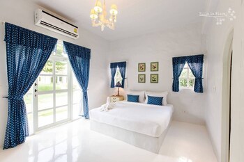 Hotel Villa La Flora Kanchanaburi