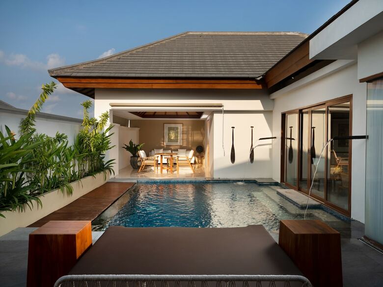 The Bandha Hotel & Suites