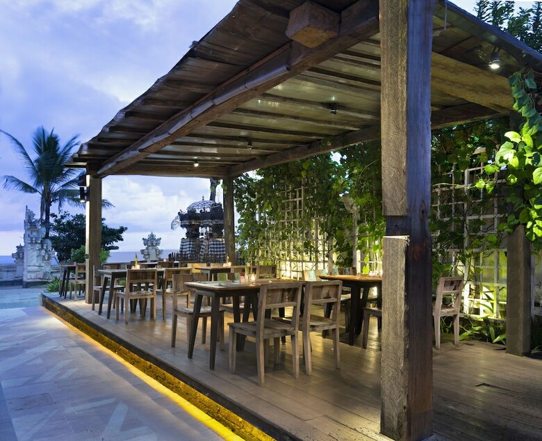 The Bandha Hotel & Suites