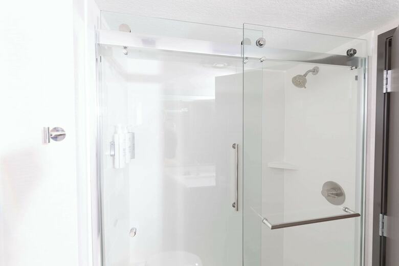 Doubletree By Hilton Hotel Des Moines Airport