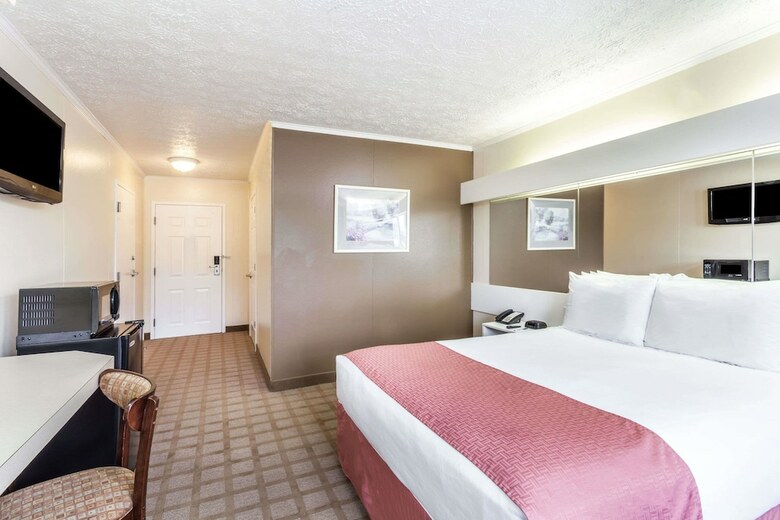 Hotel Microtel Inn By Wyndham Wilson