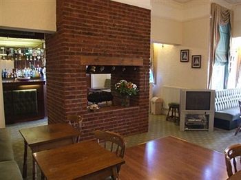 Cleve Court Hotel