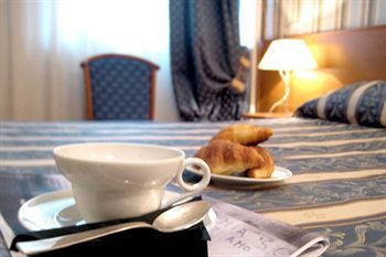 Hotel Salus