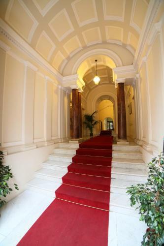 Hotel Giugi�