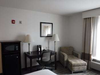 Hotel Holiday Inn Express West Jefferson