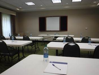 Hotel Holiday Inn Express West Jefferson