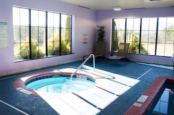 Hotel Holiday Inn Express West Jefferson