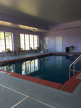 Hotel Holiday Inn Express West Jefferson