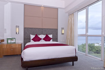 Sotogrande Hotel And Resort