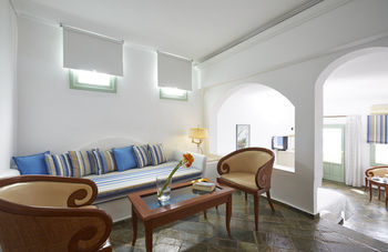 Ira Hotel & Spa