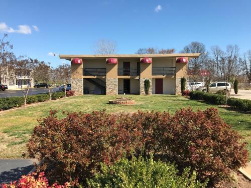 Motel Royal Regency Inn