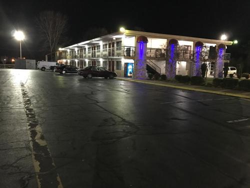 Motel Royal Regency Inn