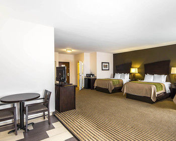 Hotel Comfort Inn & Suites