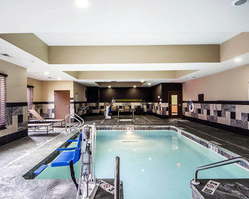 Hotel Comfort Inn & Suites