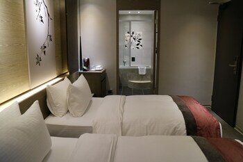 Green World Hotel - Grand Nanjing