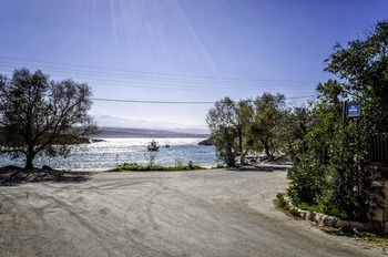 Villa Myrtia Beach House