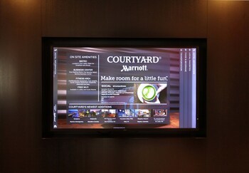 Hotel Courtyard Oneonta