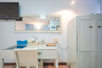 Bed By Boat Hotel & Apartment